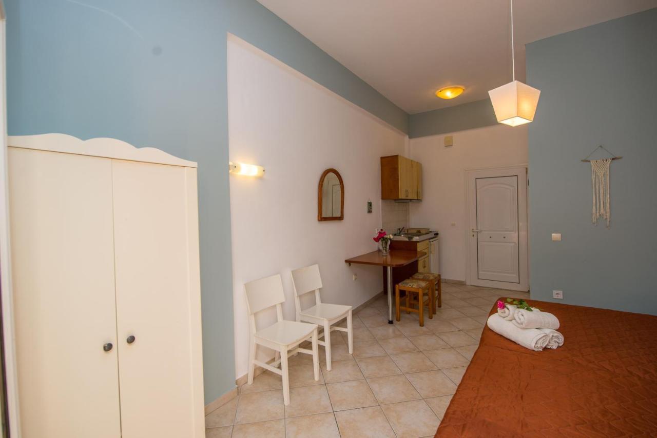 Ferienwohnung Kogeros Agios Georgios Pagon Exterior foto