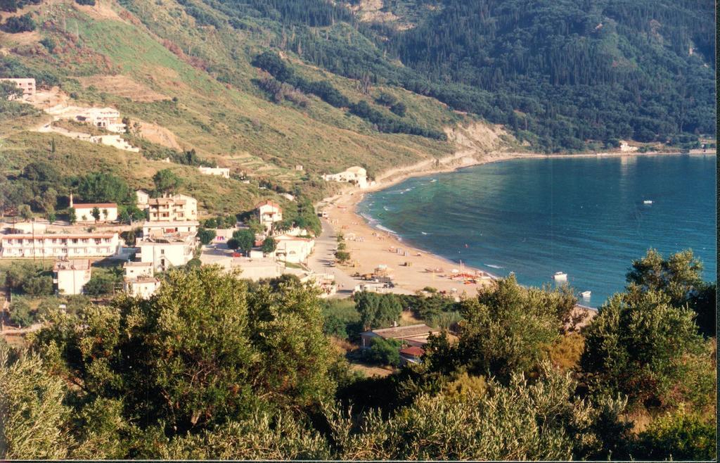 Ferienwohnung Kogeros Agios Georgios Pagon Exterior foto